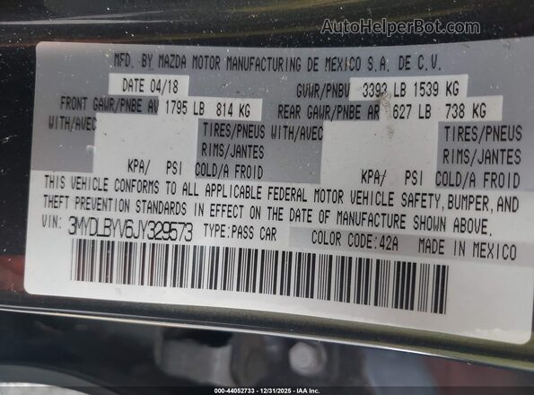 3MYDLBYV6JY329573 2018 TOYOTA YARIS IA Коричневый Вид подкапотного пространства
