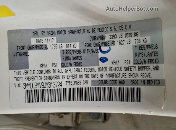 3MYDLBYV9JY313724 2018 TOYOTA YARIS White 