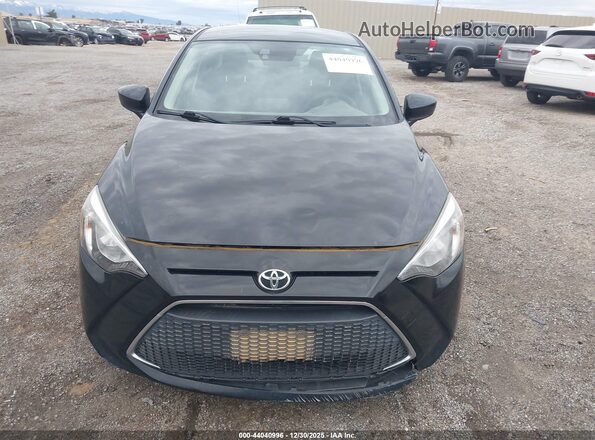 3MYDLBYVXKY510791 2019 TOYOTA YARIS Black ხელსაწყოთა პანელის ხედი