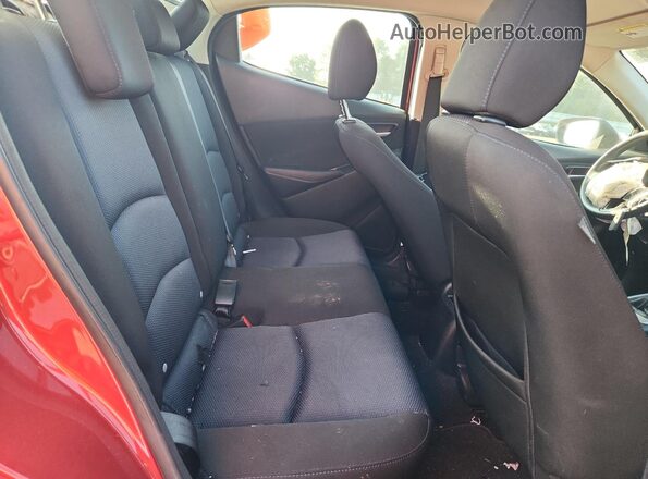 3MYDLBYVXKY513352 2019 TOYOTA YARIS Red Вид задніх сидінь