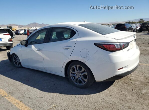 3MYDLBYVXLY704819 2020 TOYOTA YARIS Белый Задняя левая четверть