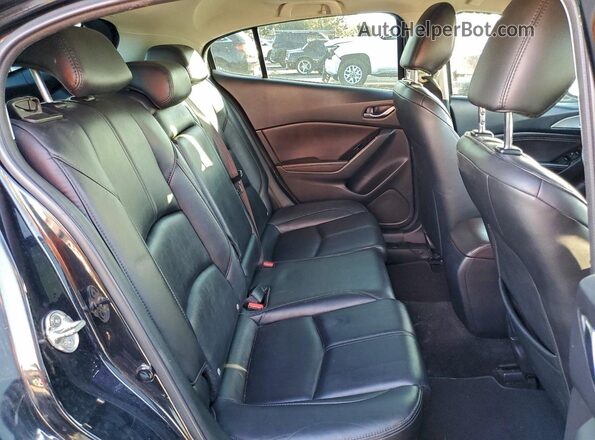 3MZBN1L35JM231218 2018 MAZDA 3 Black 