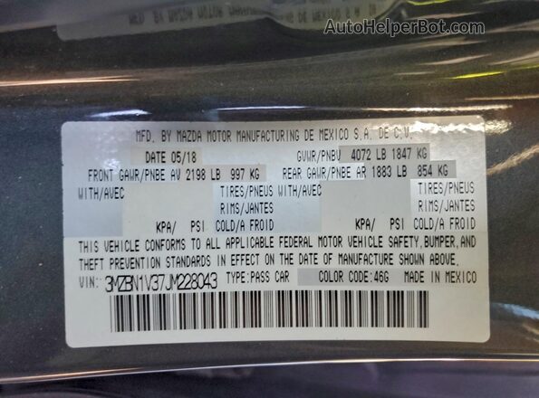 3MZBN1V37JM228043 2018 MAZDA 3 Gray 