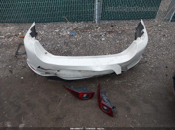 3MZBPAAL1NM301476 2022 MAZDA 3 White Սարքավորումների վահանակի տեսք