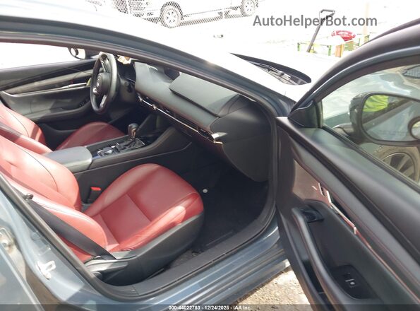3MZBPACM4PM369120 2023 MAZDA 3 Gray წინა სალონის ხედი