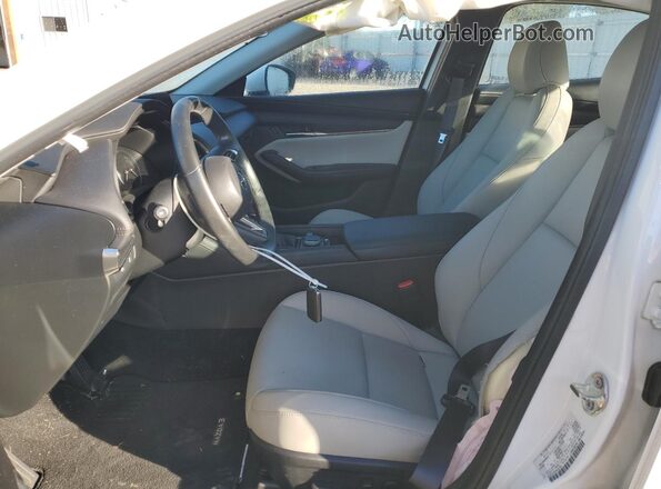 3MZBPACM4RM422790 2024 MAZDA 3 White Вид салону спереду