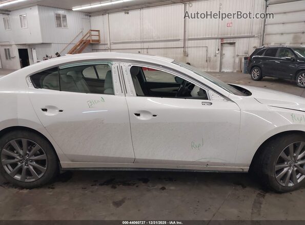 3MZBPAEM3KM102962 2019 MAZDA 3 Белый Панорамный вид салона 360°
