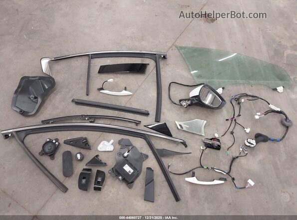 3MZBPAEM3KM102962 2019 MAZDA 3 Белый Вид щитка приборов