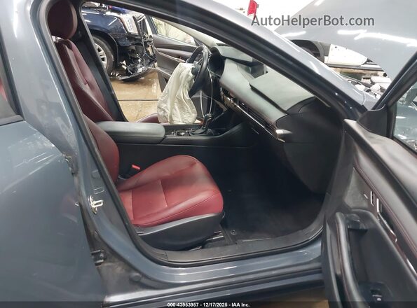 3MZBPBCM2PM364374 2023 MAZDA 3 Gray Front interior view