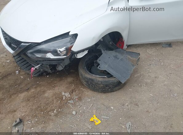 3N1CB7AP3JY238401 2018 NISSAN SENTRA Black Widok z przodu