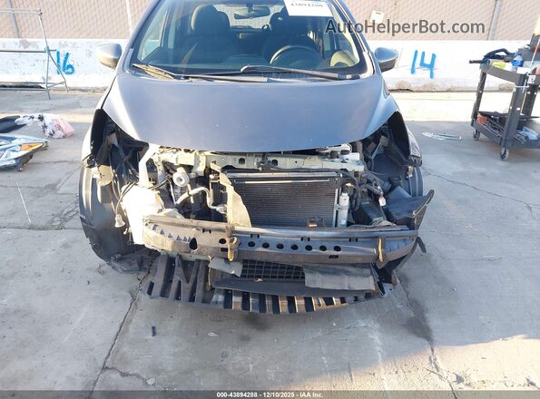 3N1CE2CP0JL358161 2018 NISSAN VERSA NOTE Silver 