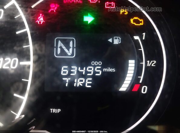 3N1CE2CP2JL368349 2018 NISSAN VERSA NOTE Серебряный 