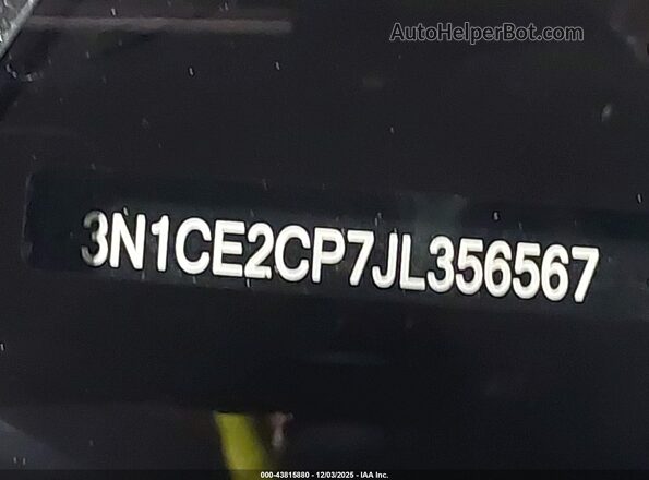 3N1CE2CP7JL356567 2018 NISSAN VERSA NOTE Серебряный Вид подкапотного пространства