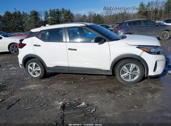 3N1CP5BV0NL528181 2022 NISSAN KICKS White Vista interior trasera