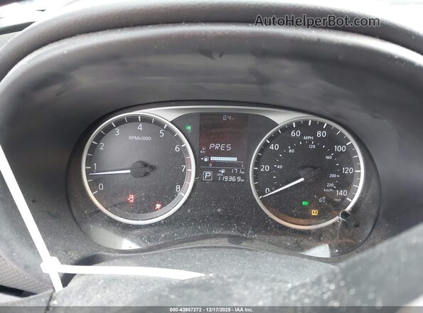 3N1CP5BV3NL486072 2022 NISSAN KICKS Blue Rear seats view