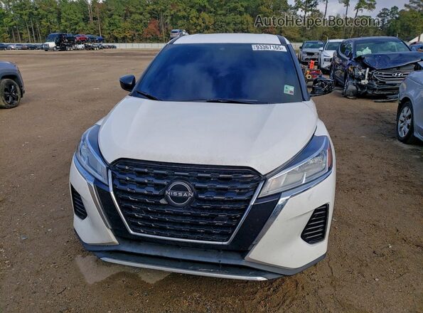 3N1CP5BV8RL582057 2024 NISSAN KICKS White Widok z przodu