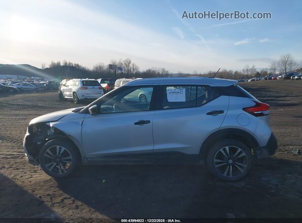 3N1CP5CU2KL550278 2019 NISSAN KICKS Silver 360 interior view