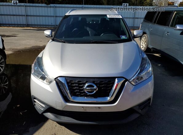 3N1CP5CU8JL537968 2018 NISSAN KICKS Silver 