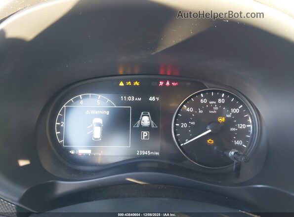 3N1CP5CV2PL507527 2023 NISSAN KICKS Silver Widok tylnych siedzeń