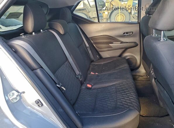 3N1CP5CV9ML500019 2021 NISSAN KICKS Gray 