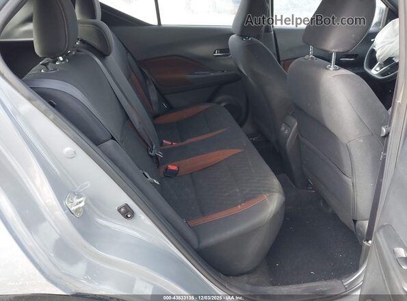 3N1CP5DV8ML550876 2021 NISSAN KICKS Gray 