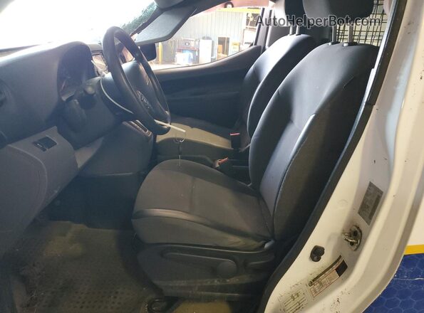 3N63M0YN6JK696467 2018 CHEVROLET CITY EXPRESS White Вид салону спереду