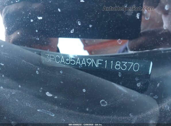 3PCAJ5AA9NF118370 2022 INFINITI QX50 White Engine compartment view