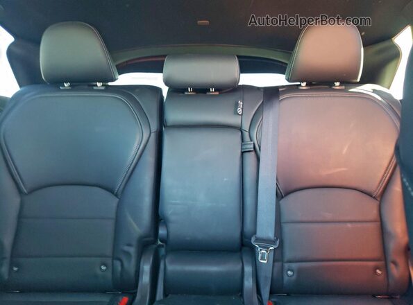 3PCAJ5BA6NF113240 2022 INFINITI QX50 White Rear seats view