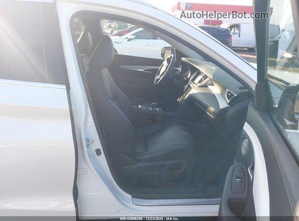 3PCAJ5CA0MF111948 2021 INFINITI QX50 White Widok wnętrza z przodu