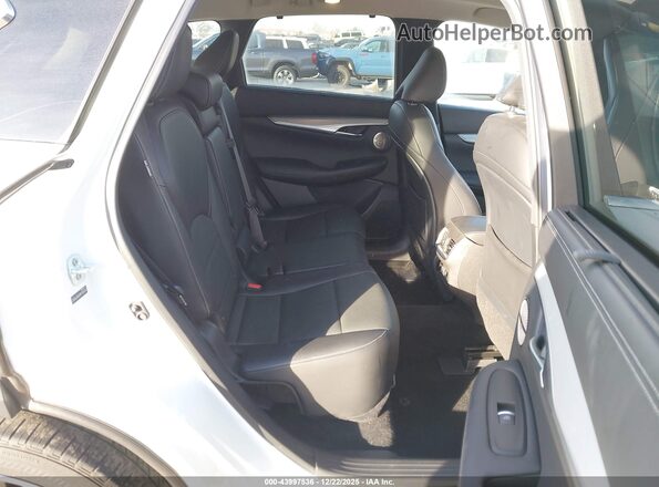 3PCAJ5CB7MF108134 2021 INFINITI QX50 White VIN կոդի պիտակի տեսք