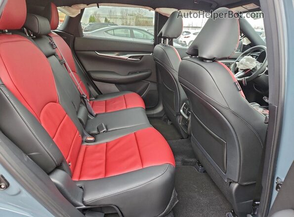 3PCAJ5FBXSF112932 2025 INFINITI QX50 Gray Widok wnętrza z tyłu