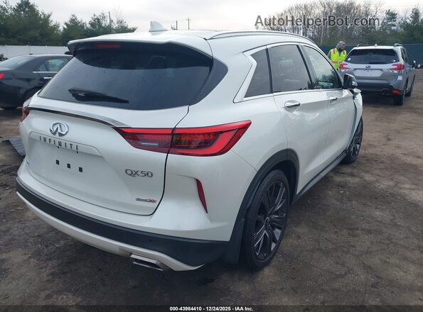 3PCAJ5M35LF106095 2020 INFINITI QX50 White Trasero derecho