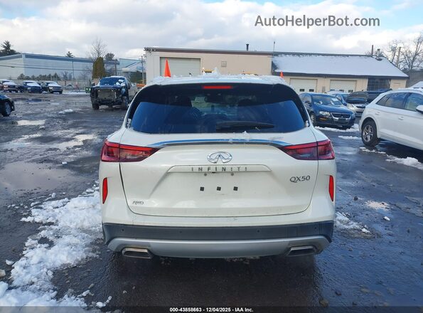 3PCAJ5M39LF105452 2020 INFINITI QX50 White 