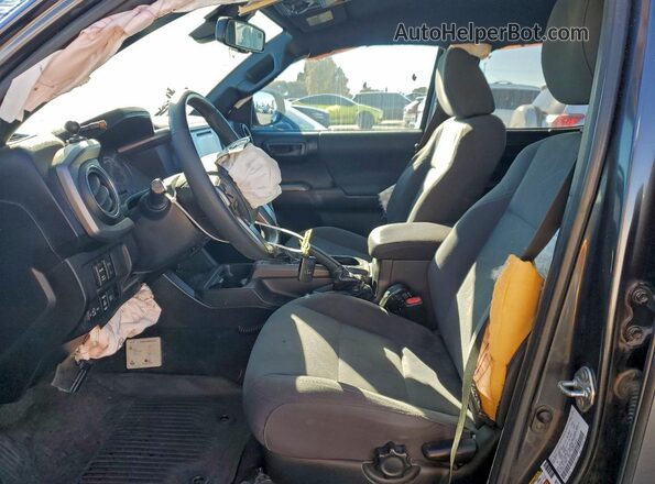 3TMCZ5AN2JM173365 2018 TOYOTA LE Gray Front interior view