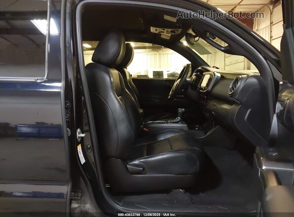 3TMCZ5AN2LM355277 2020 TOYOTA TACOMA Black Вид салону спереду
