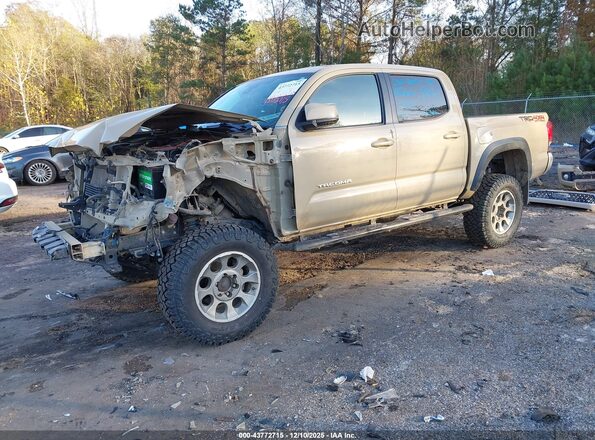 3TMCZ5AN3JM182835 2018 TOYOTA TACOMA Brown Przód lewy