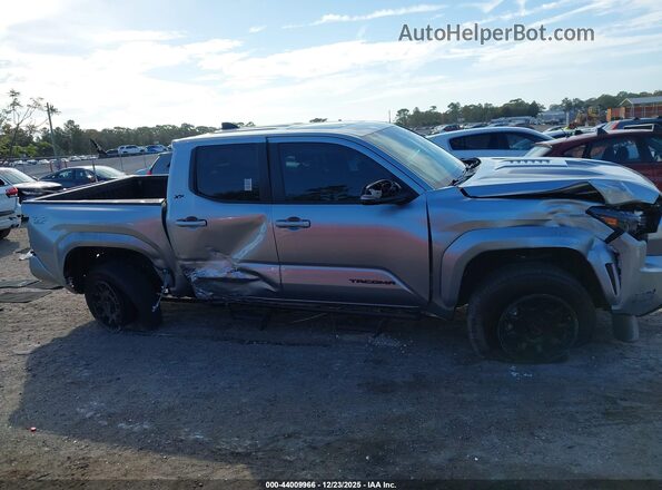 3TMKB5FN2RM002071 2024 TOYOTA TACOMA Silver Սալոնի հետևի տեսք
