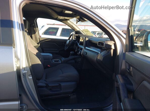 3TMKB5FN4RM001911 2024 TOYOTA TACOMA Silver წინა სალონის ხედი