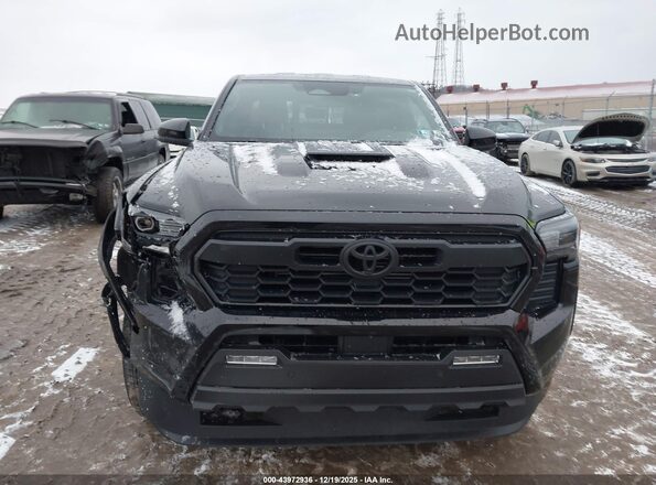 3TMLB5JN2RM068132 2024 TOYOTA TACOMA Black ხელსაწყოთა პანელის ხედი