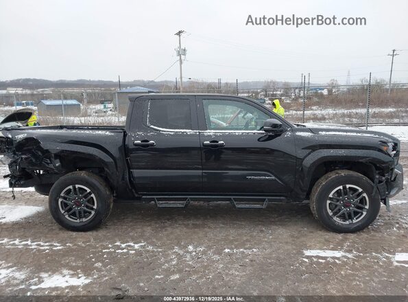 3TMLB5JN2RM068132 2024 TOYOTA TACOMA Black უკანა სალონის ხედი