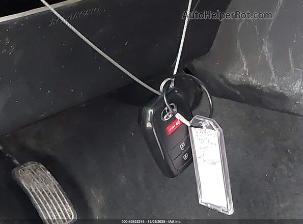 3TMLB5JN9RM003729 2024 TOYOTA TACOMA White Widok deski rozdzielczej