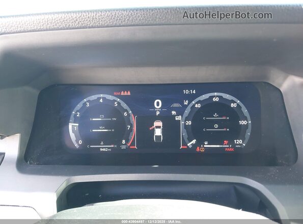 3TMLB5JN9RM018487 2024 TOYOTA LIMITED Silver Widok tylnych siedzeń