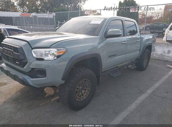 3TYCZ5AN2NT097611 2022 TOYOTA TACOMA Green Vista tres cuartos delantera izquierda