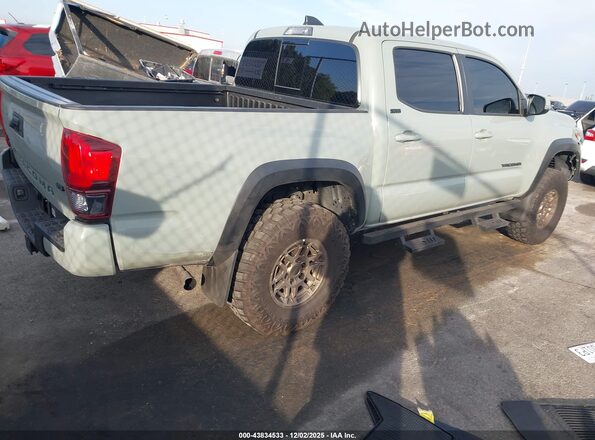 3TYCZ5AN2NT097611 2022 TOYOTA TACOMA Green Trasero derecho