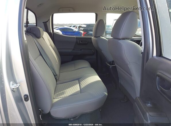 3TYCZ5AN8PT166644 2023 TOYOTA TACOMA Серебряный 