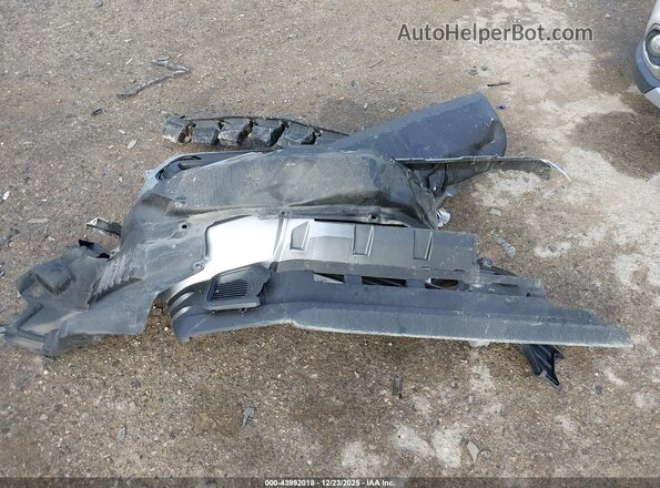 3TYCZ5AN8PT166644 2023 TOYOTA TACOMA Серебряный 