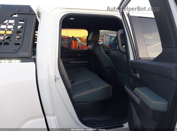 3TYLF5LN2RT002170 2024 TOYOTA TACOMA HYBRID White VIN sticker view