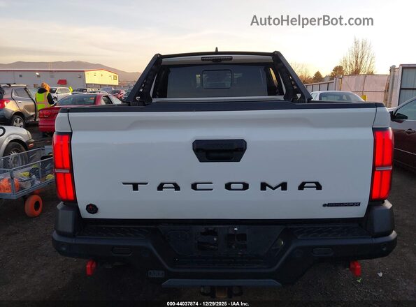 3TYLF5LN2RT002170 2024 TOYOTA TACOMA HYBRID White 