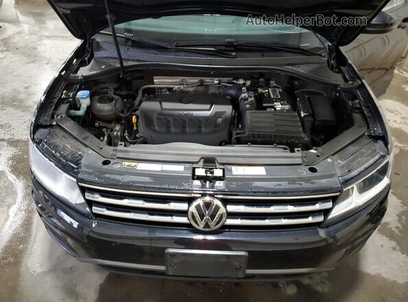 3VV0B7AX4MM149756 2021 VOLKSWAGEN TIGUAN Black Widok komory silnika