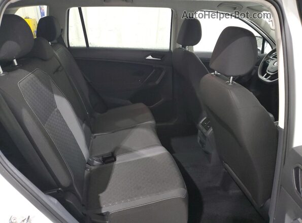 3VV0B7AX5MM038357 2021 VOLKSWAGEN TIGUAN White Սալոնի հետևի տեսք